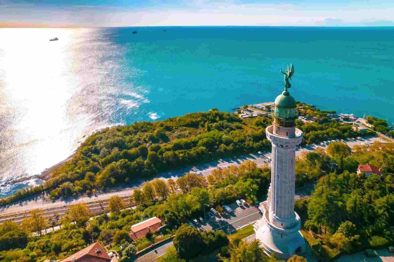 شقة Residenza D'Annunzio ترييستي المظهر الخارجي الصورة